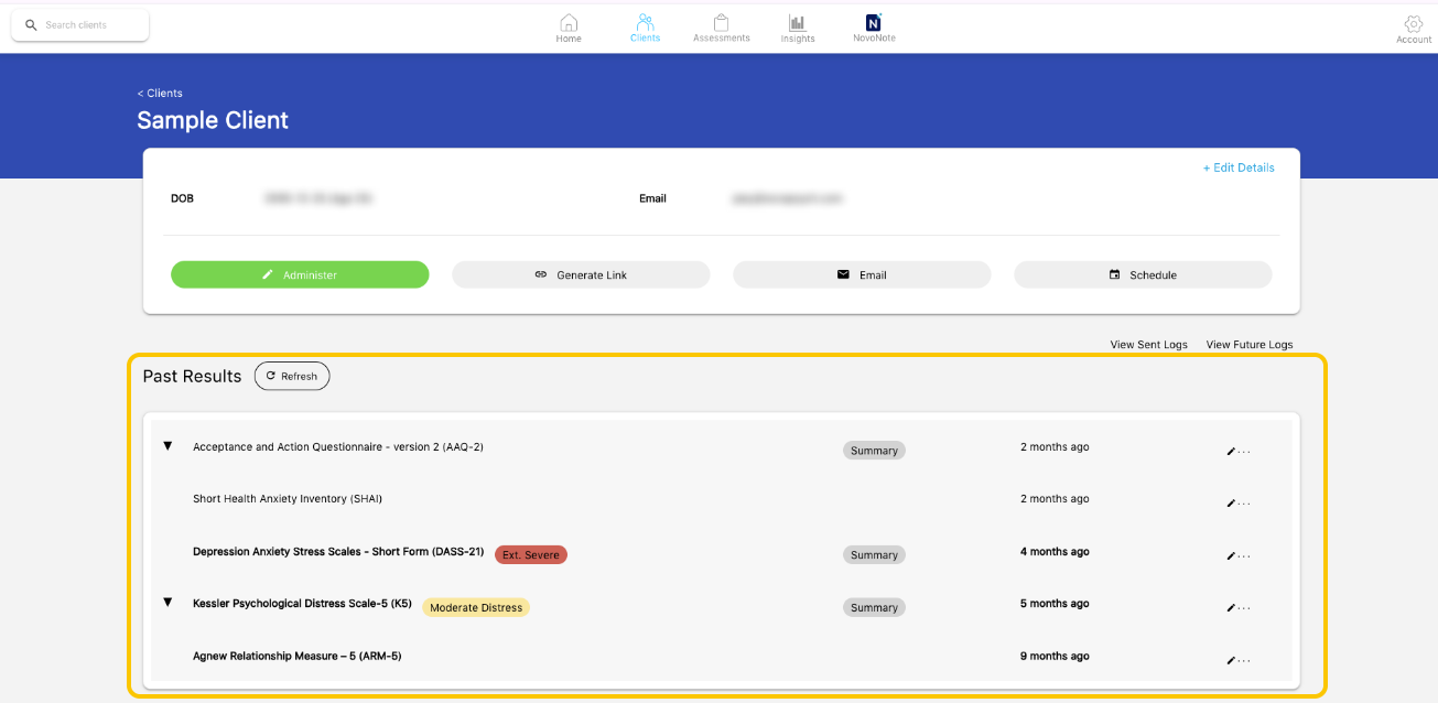 Un perfil de cliente en NovoPsych con las evaluaciones completadas que aparecen en la sección «Resultados anteriores»